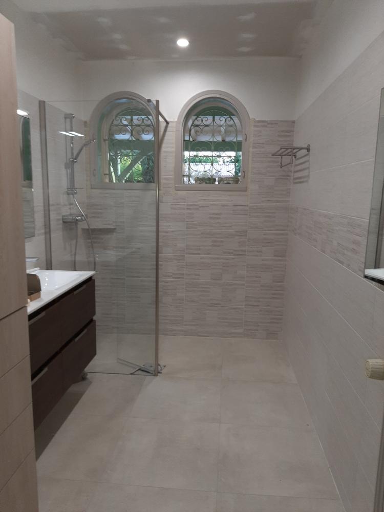 20221028_181758 salle de bain apres-min
