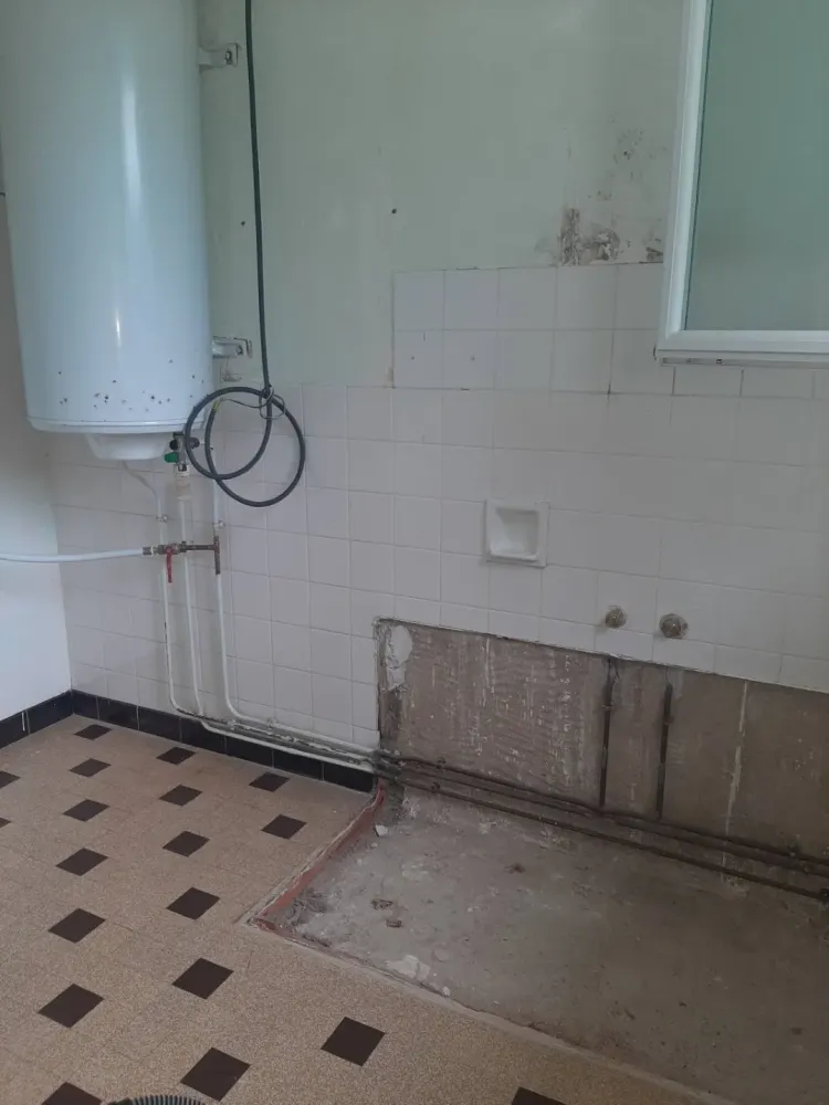 Rénovation d'une salle de bain avec plancher rayonnant-électrique (2)